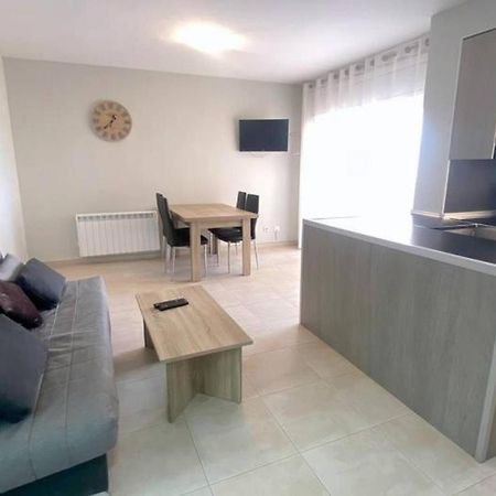 Olimpe 2 8 Apartment Roses Luaran gambar