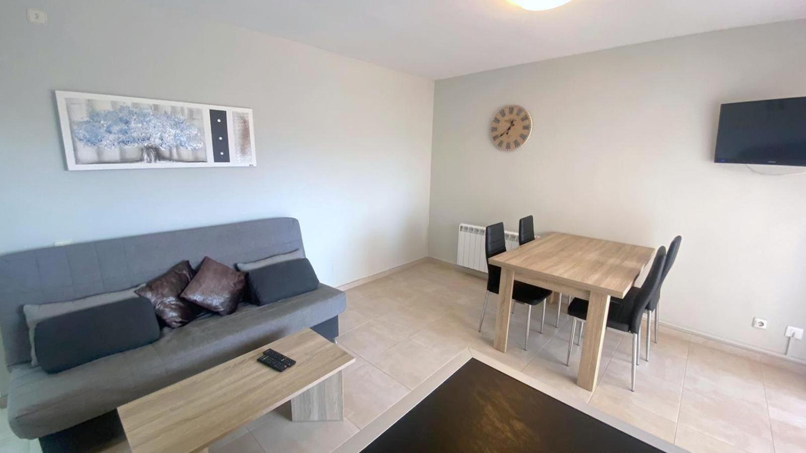 Olimpe 2 8 Apartment Roses Luaran gambar