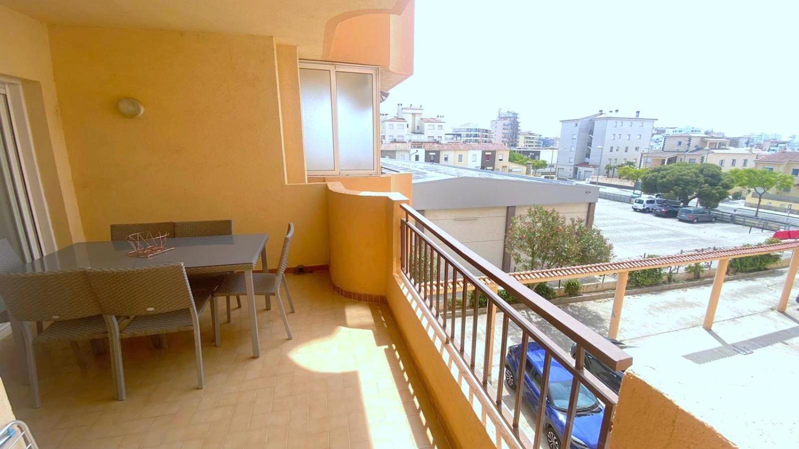 Olimpe 2 8 Apartment Roses Luaran gambar
