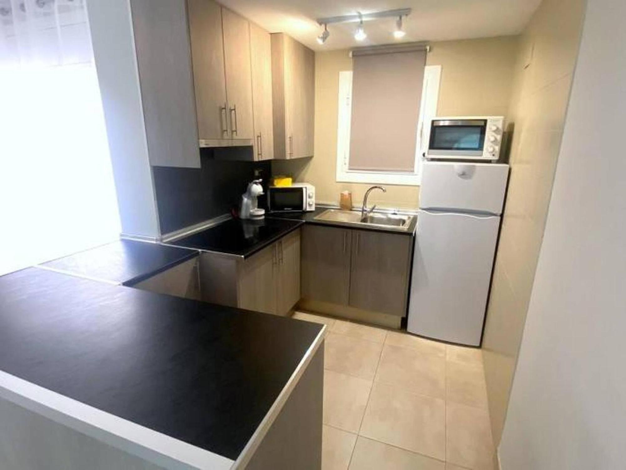 Olimpe 2 8 Apartment Roses Luaran gambar